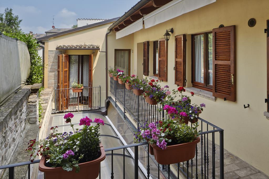 Residence Cavour 63 Равена Стая снимка