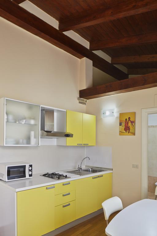 Residence Cavour 63 Равена Стая снимка