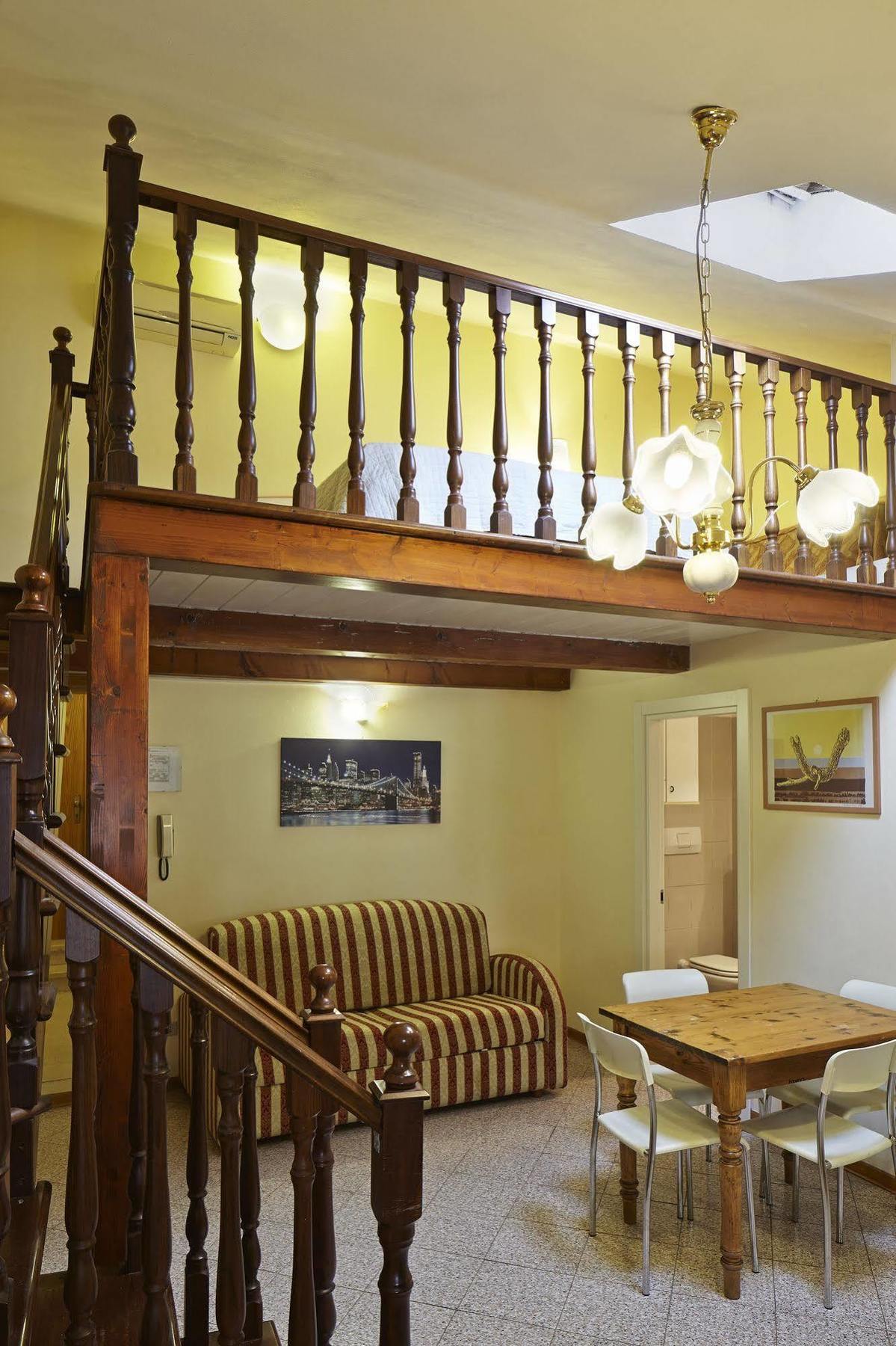Residence Cavour 63 Равена Екстериор снимка