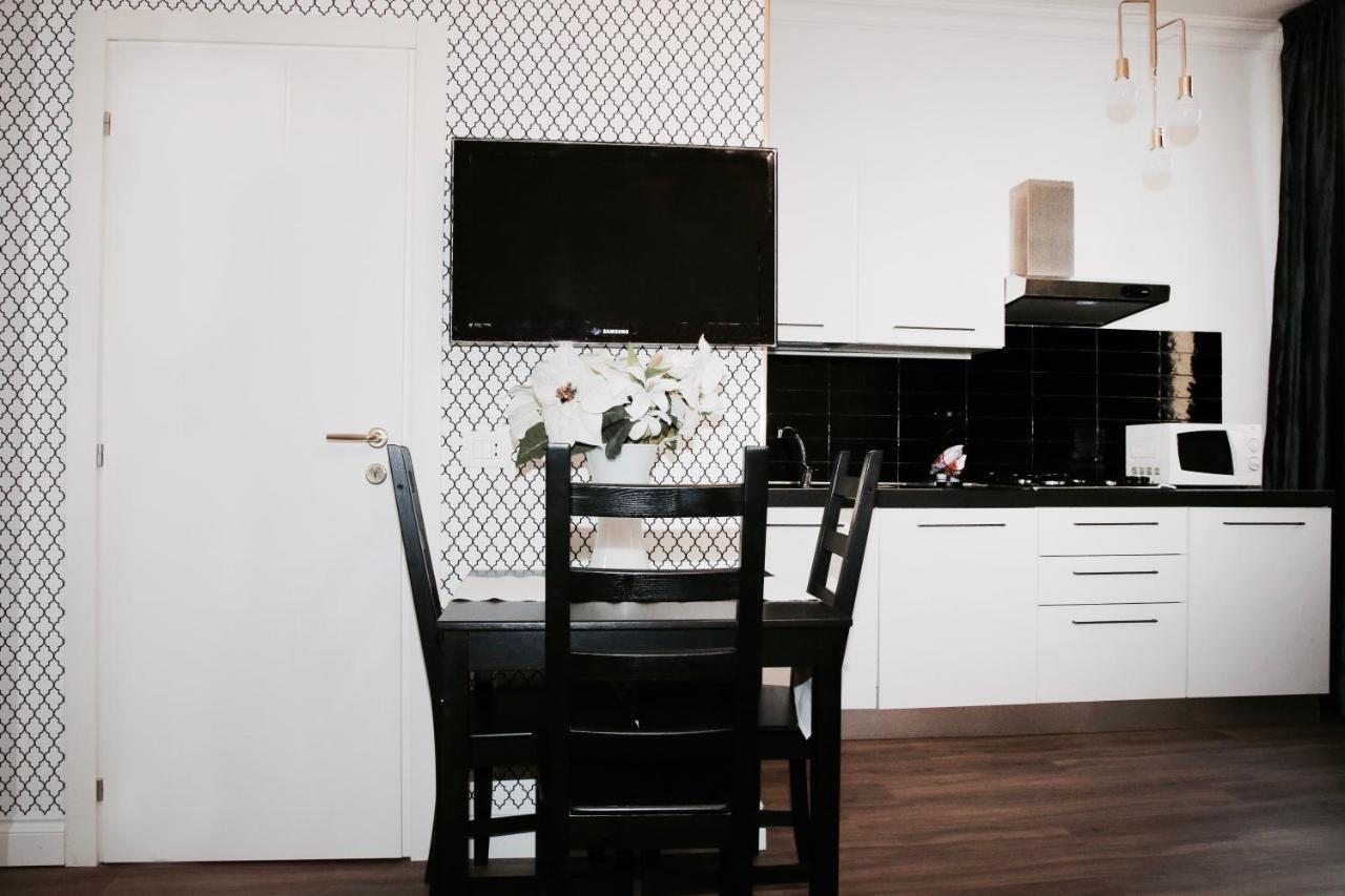 Residence Cavour 63 Равена Екстериор снимка